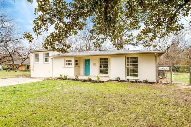 5437 Sam Calloway Road - Photo 2