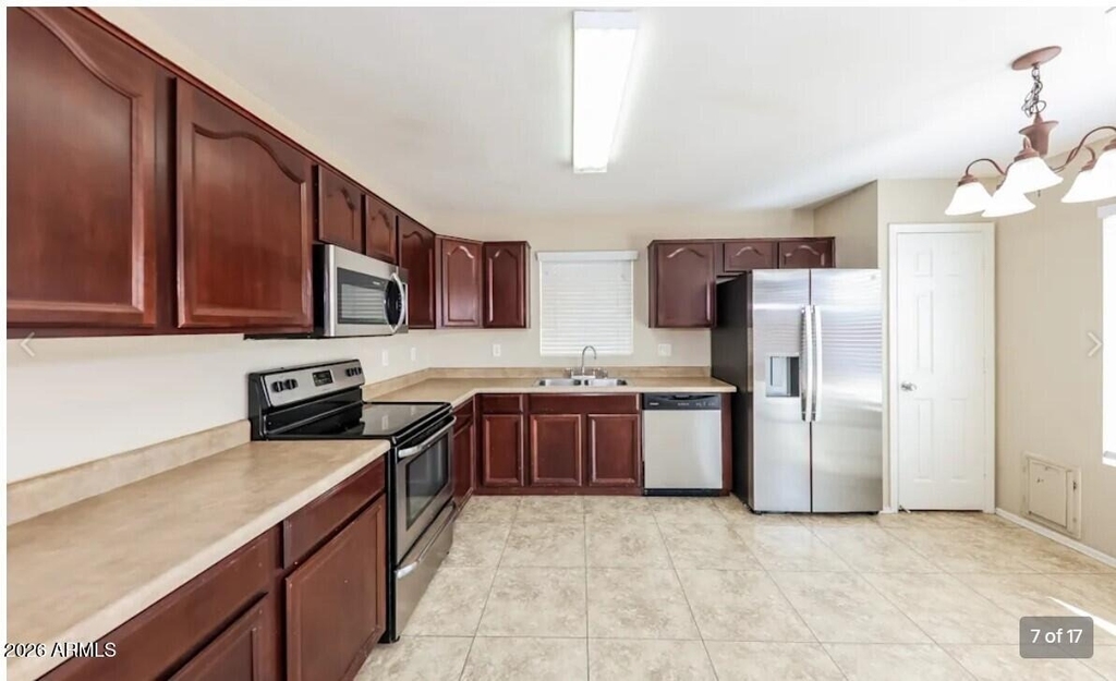 13029 W Lisbon Lane - Photo 4