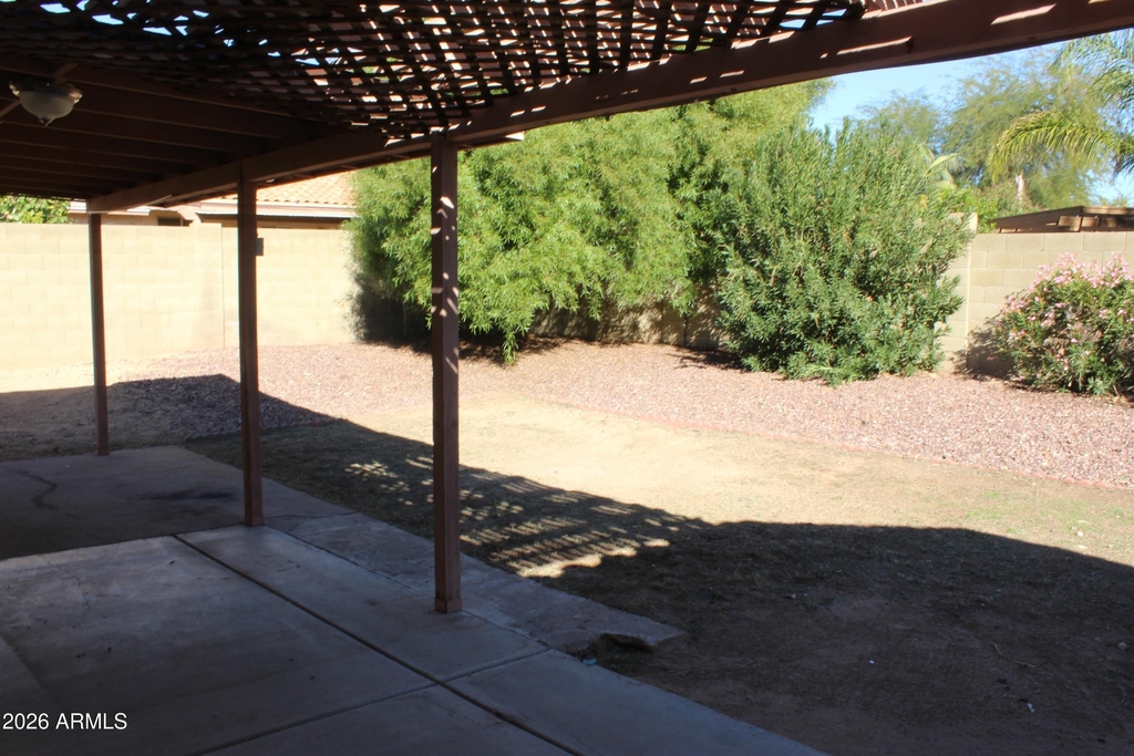 19455 N 34th Street - Photo 6