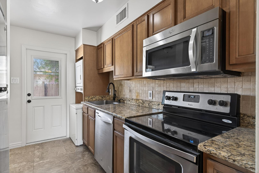 7802 E Heatherbrae Avenue - Photo 8