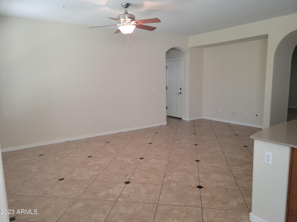 31111 N 136th Lane - Photo 8