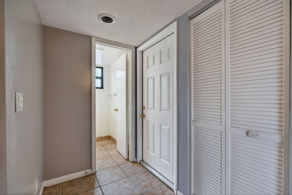 707 Stonewood Court - Photo 34