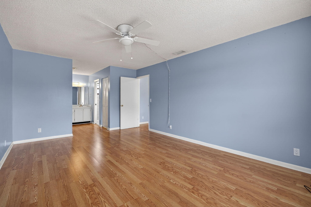 707 Stonewood Court - Photo 9