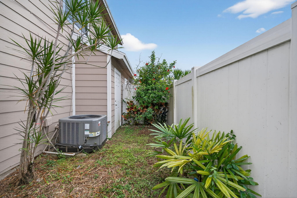 707 Stonewood Court - Photo 24