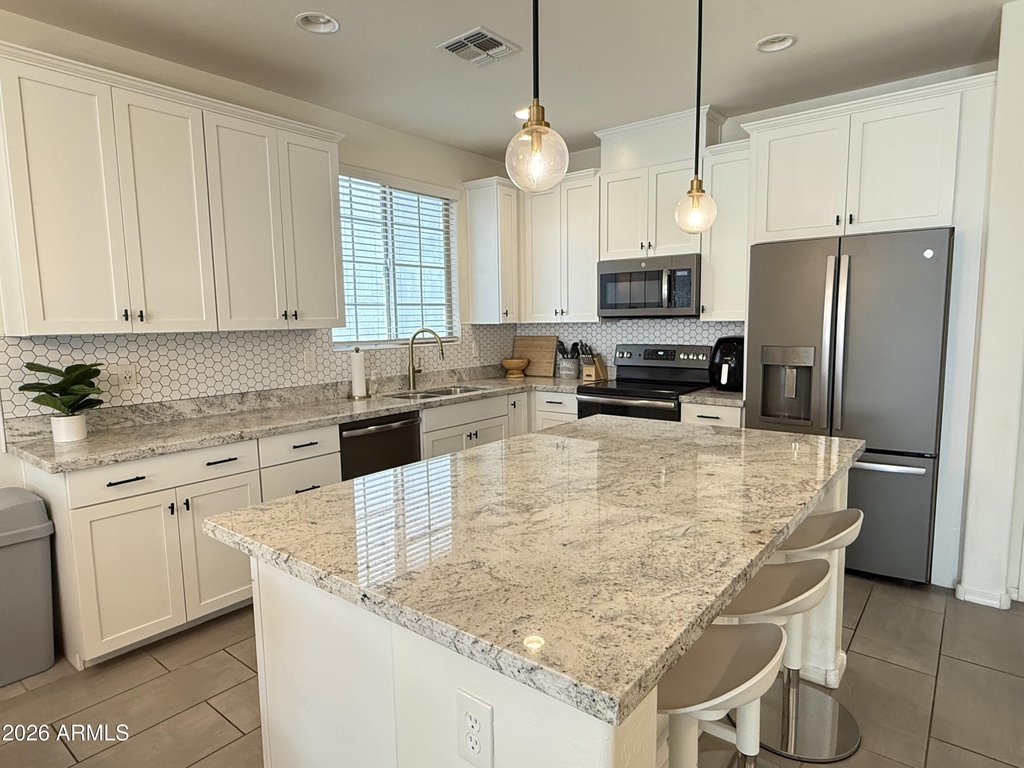 2658 S Harmony Avenue - Photo 8