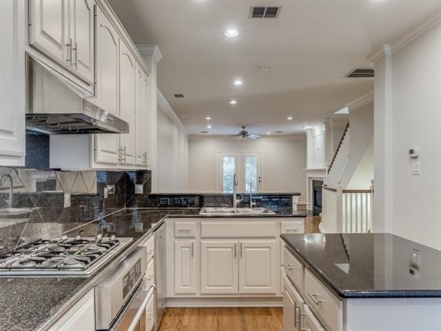 2412 Worthington Street - Photo 8