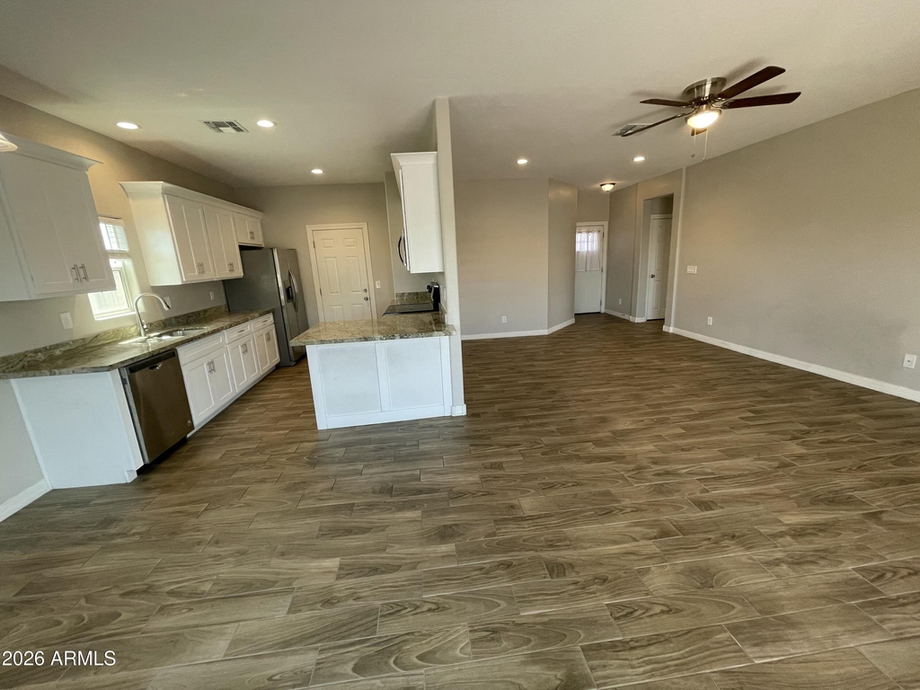11176 W Cambria Circle - Photo 1