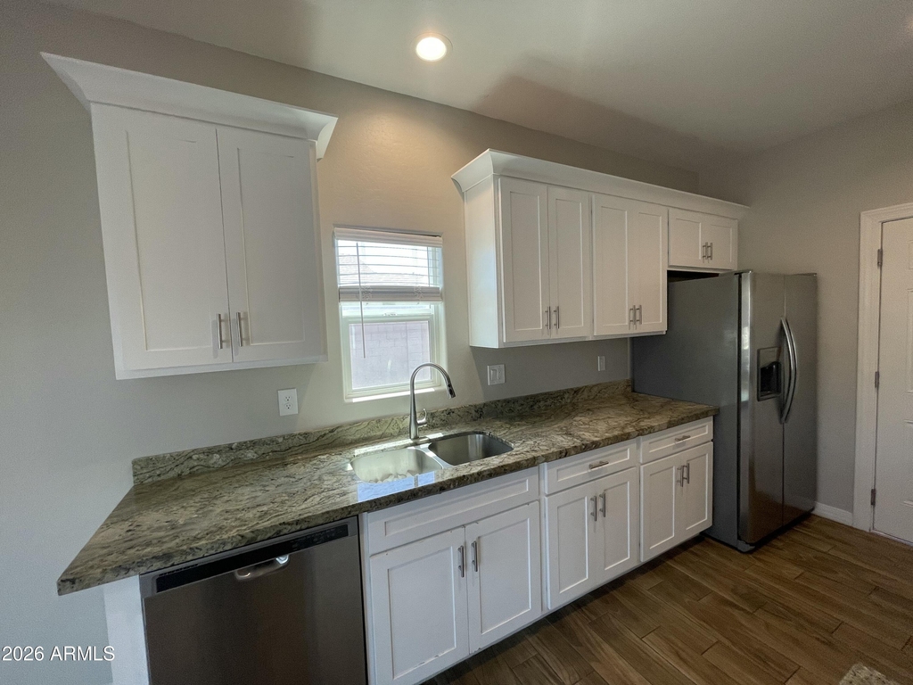 11176 W Cambria Circle - Photo 4