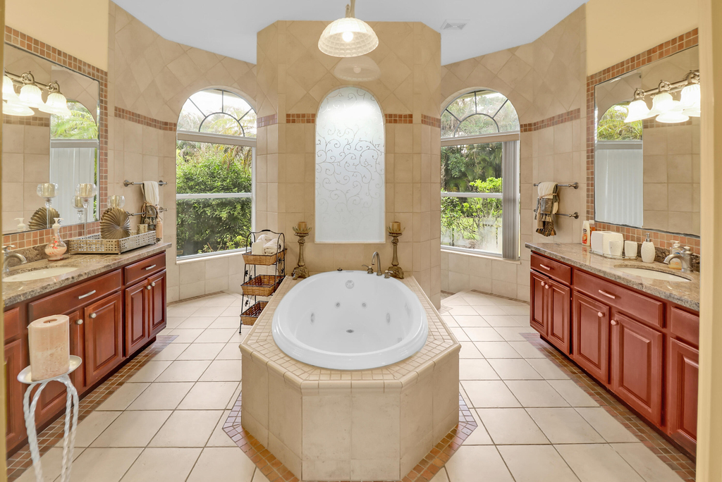 7086 Hall Boulevard - Photo 13