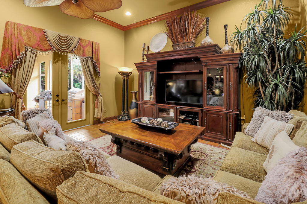 7086 Hall Boulevard - Photo 6