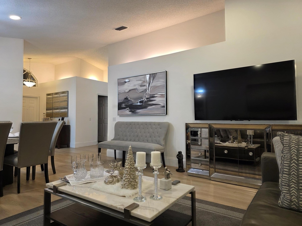 11313 Ola Avenue - Photo 8