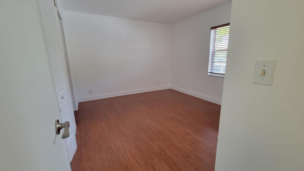 3712 N University Drive - Photo 10