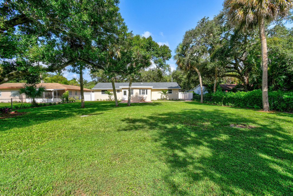 13074 23rd Avenue N - Photo 26