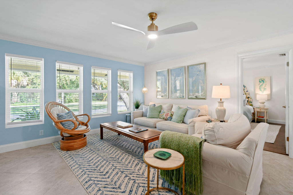 13074 23rd Avenue N - Photo 4