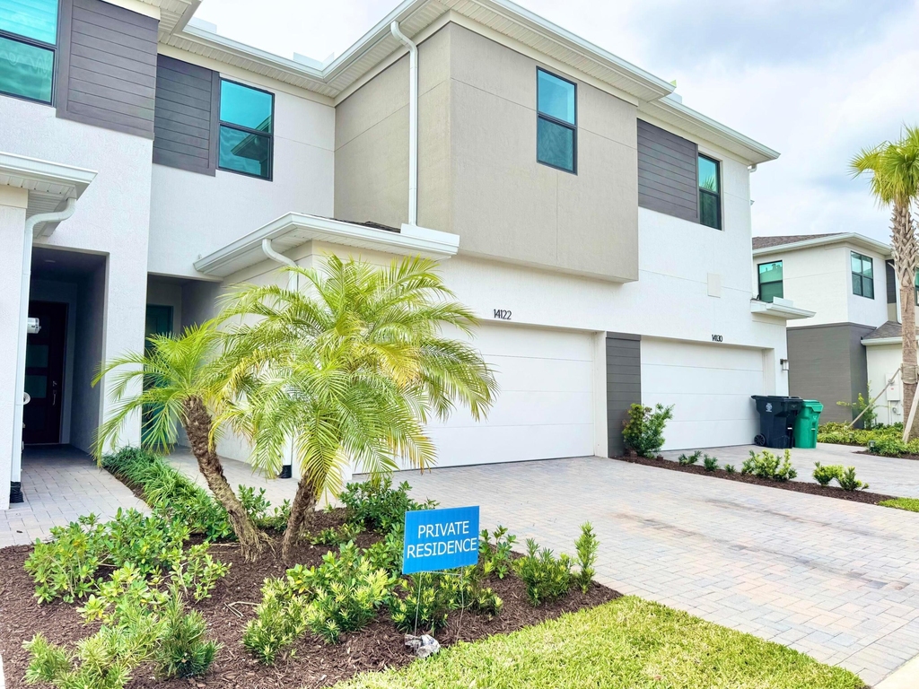 14122 Sw Thorens Drive - Photo 1