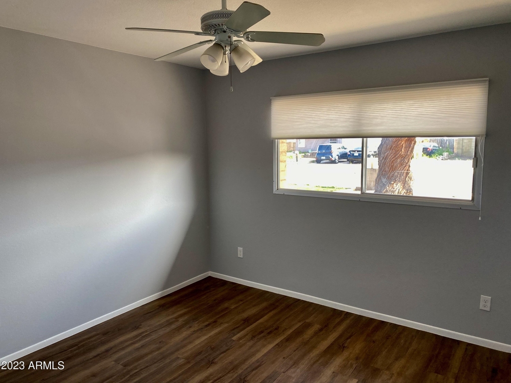 5714 W Carol Ann Way - Photo 17