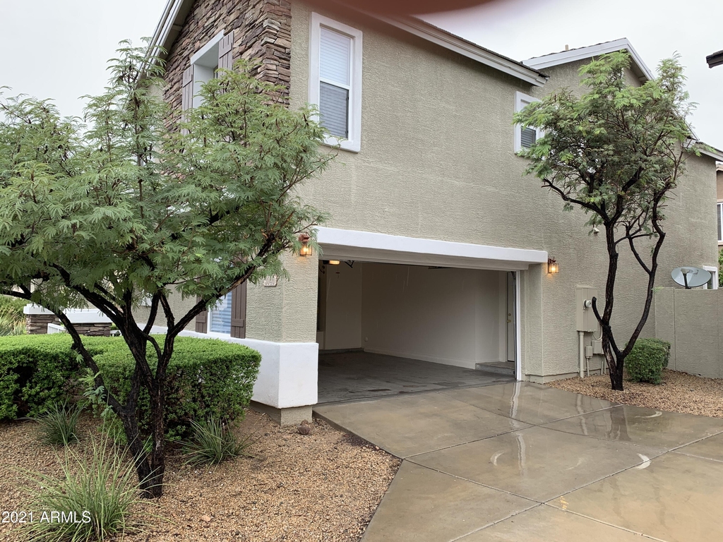 3040 W Cavalry Drive - Photo 2