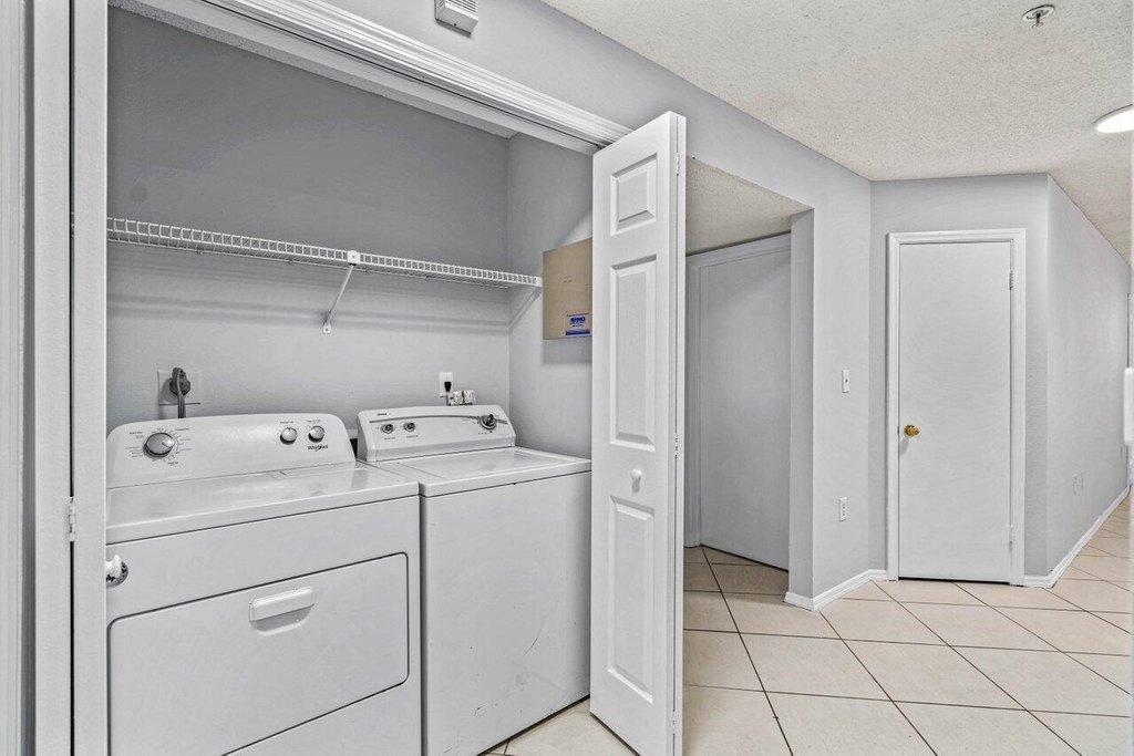 2305 N Congress Avenue - Photo 9