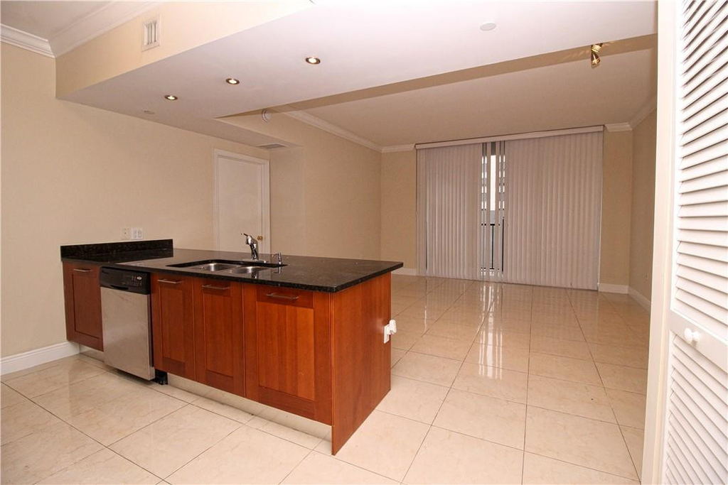 4100 Salzedo Street - Photo 3