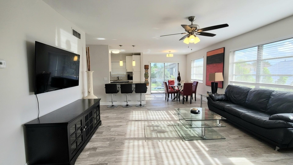 115 Sw 1st Avenue - Photo 3