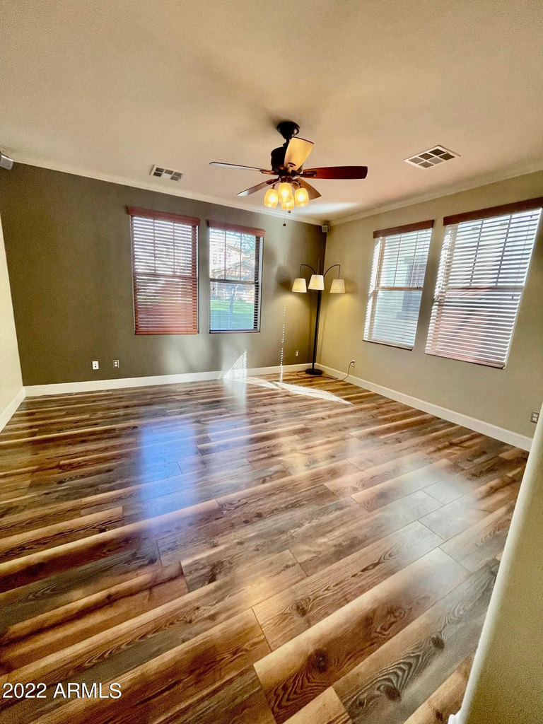 13586 N 152nd Drive - Photo 36