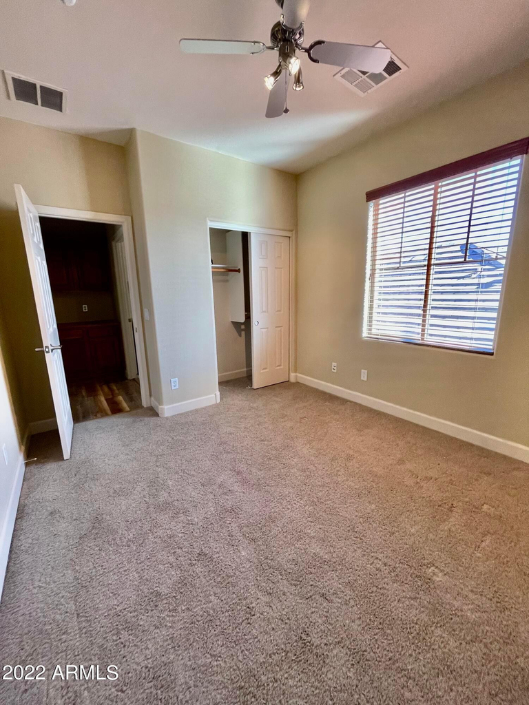 13586 N 152nd Drive - Photo 11