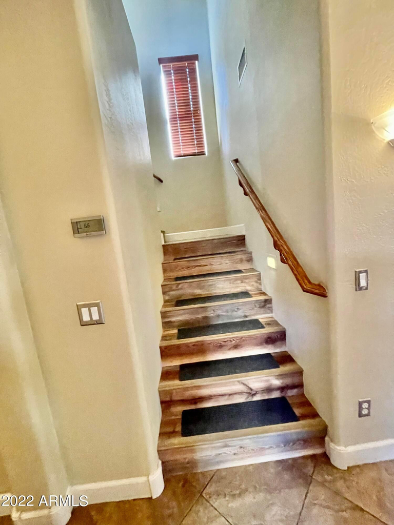 13586 N 152nd Drive - Photo 5