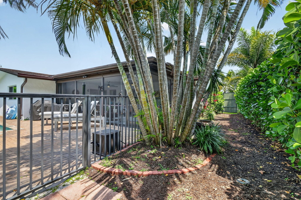 6372 Sleepy Willow Way - Photo 32