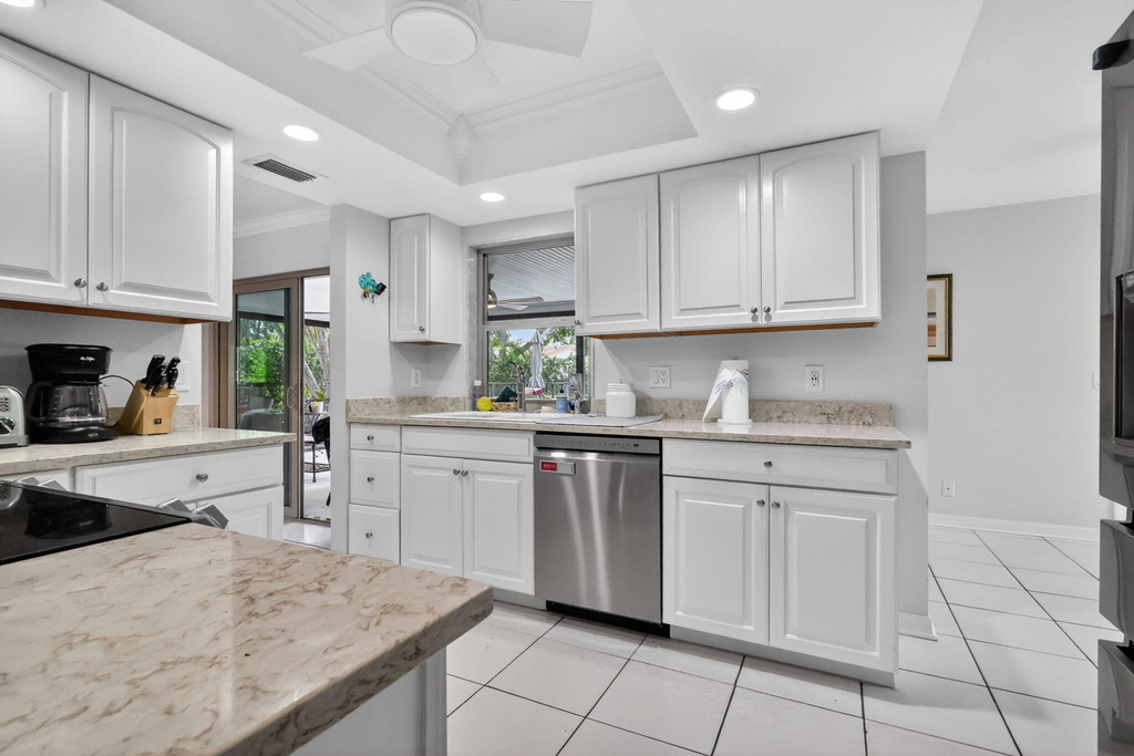 6372 Sleepy Willow Way - Photo 15