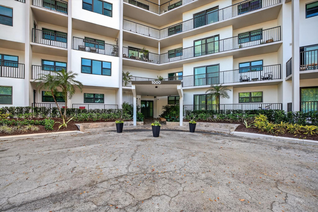 1000 River Reach Drive - Photo 1