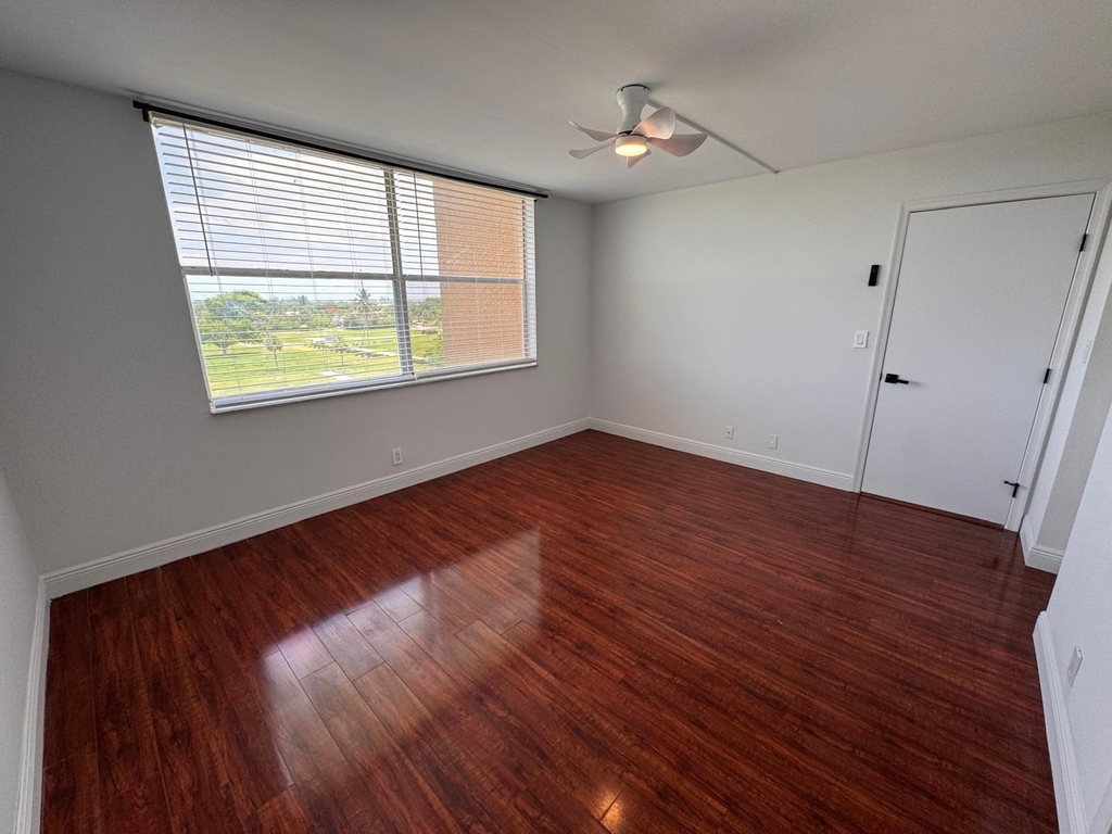 4570 Nw 18th Avenue - Photo 15