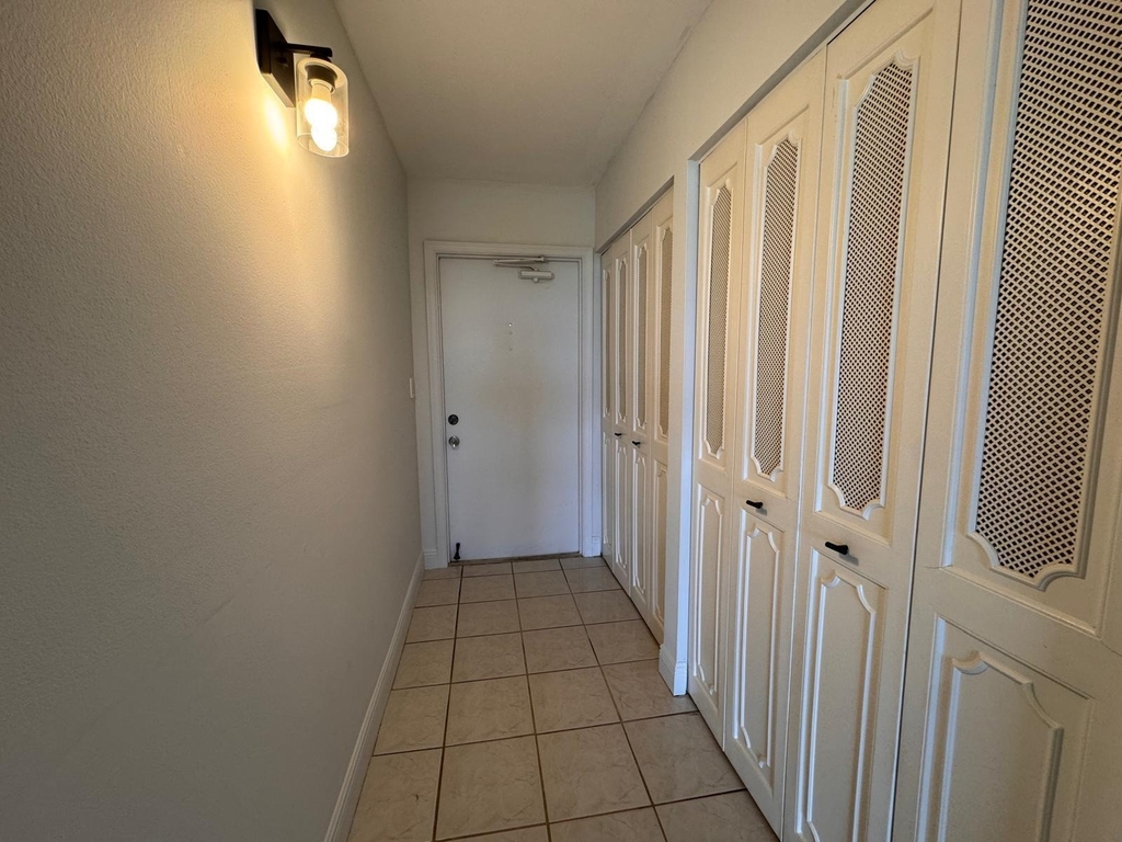 4570 Nw 18th Avenue - Photo 8