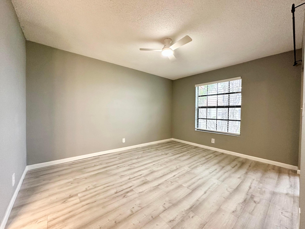 2800 Palmwood Terrace - Photo 14