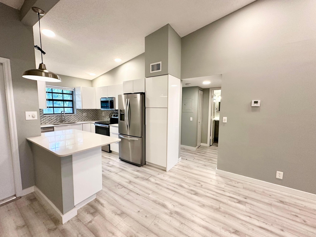 2800 Palmwood Terrace - Photo 8