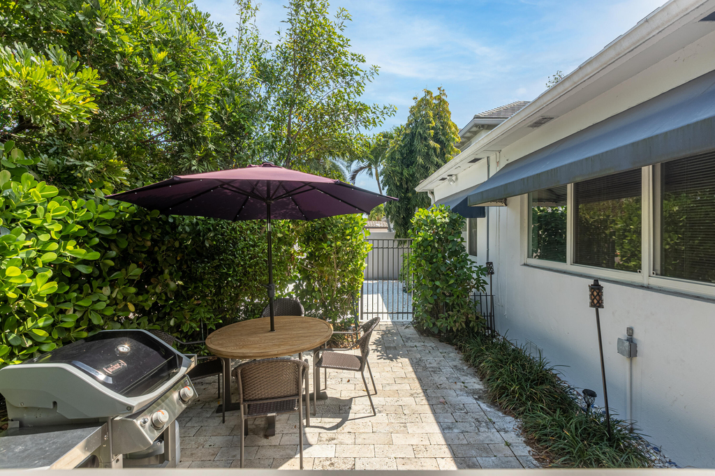 1620 Ne 8th Street - Photo 18