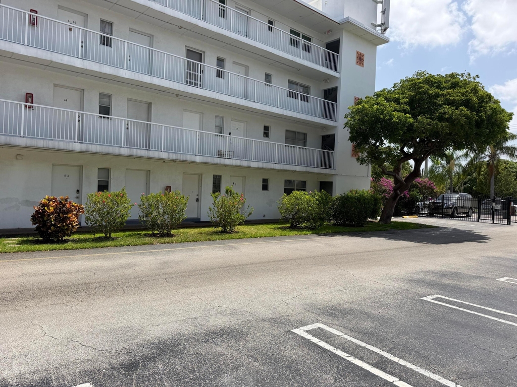 4500 N Flagler Drive - Photo 1