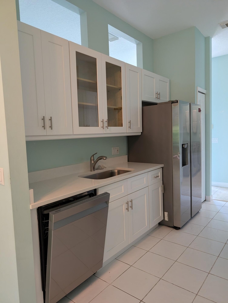 708 Sw Saint Vincent Cove - Photo 10