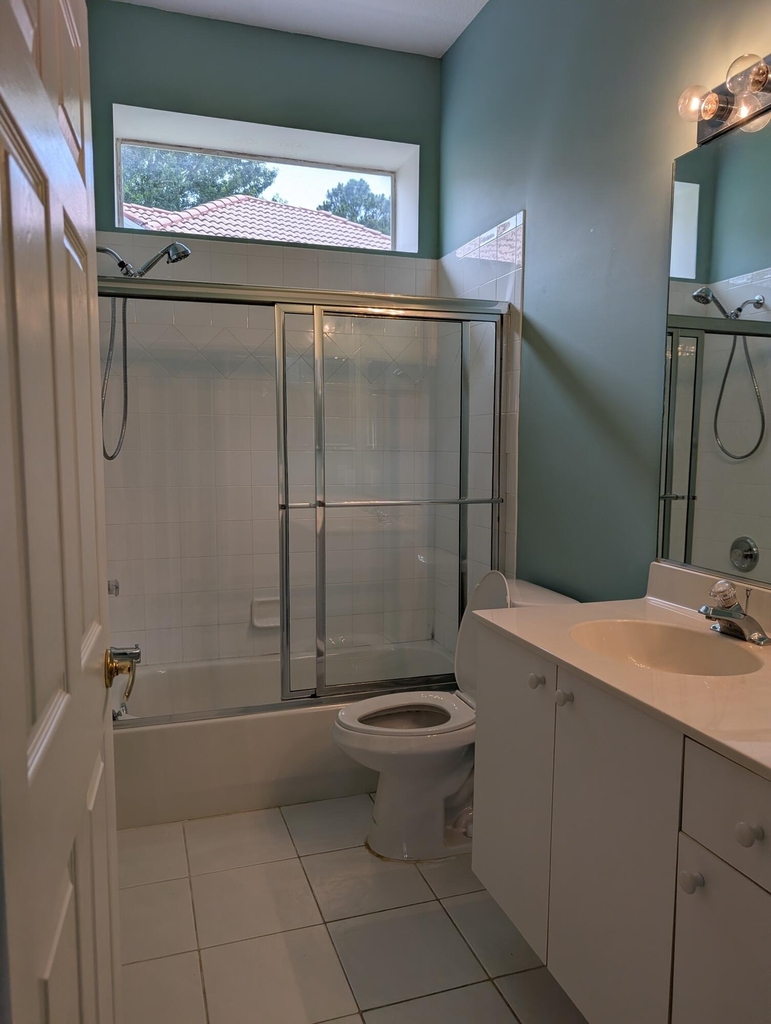 708 Sw Saint Vincent Cove - Photo 13
