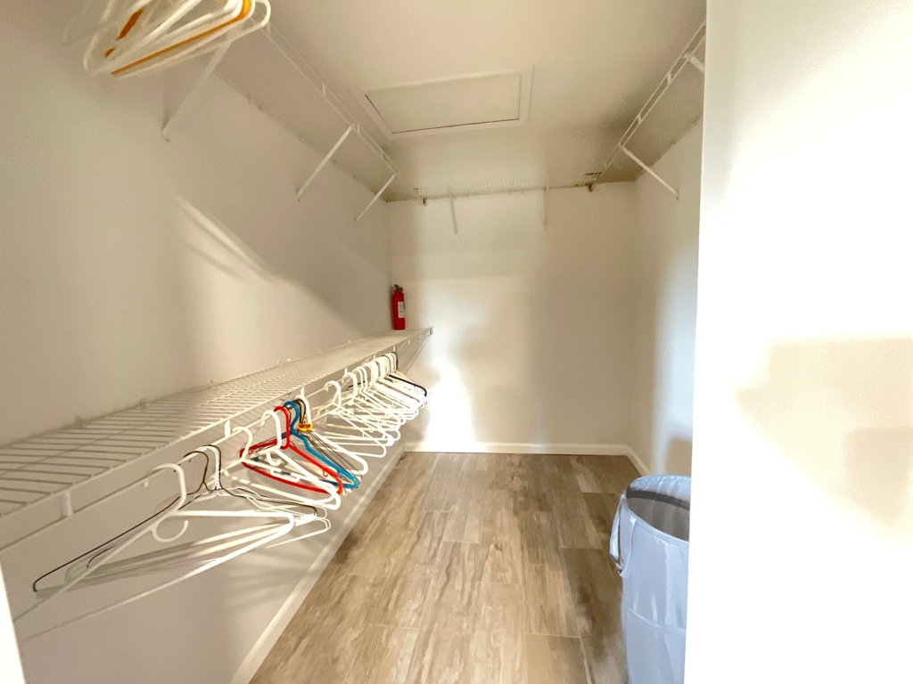 5574 Royal Lake Circle - Photo 33