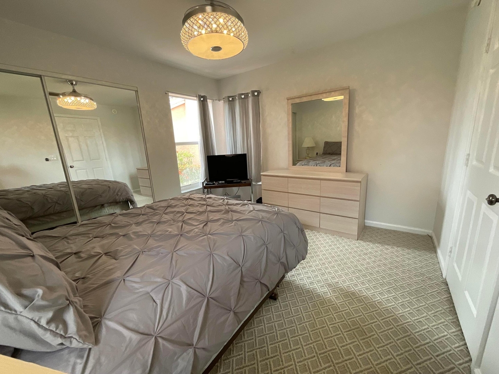 5574 Royal Lake Circle - Photo 18
