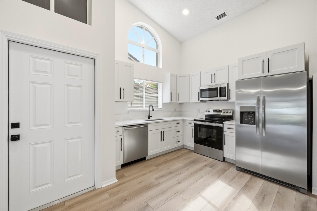 7618 S Pinewalk Dr S - Photo 23
