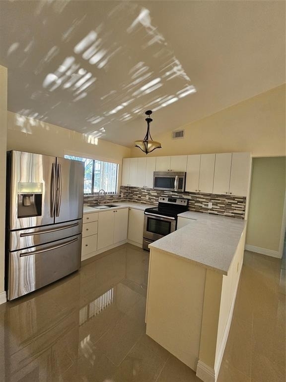 3110 Se Card Terrace - Photo 2