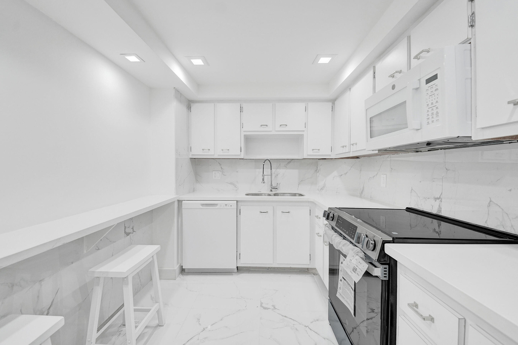 3800 N Hills Drive - Photo 3