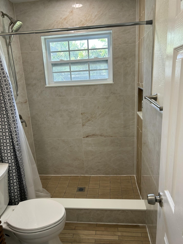 61 Nw 47th Street - Photo 8