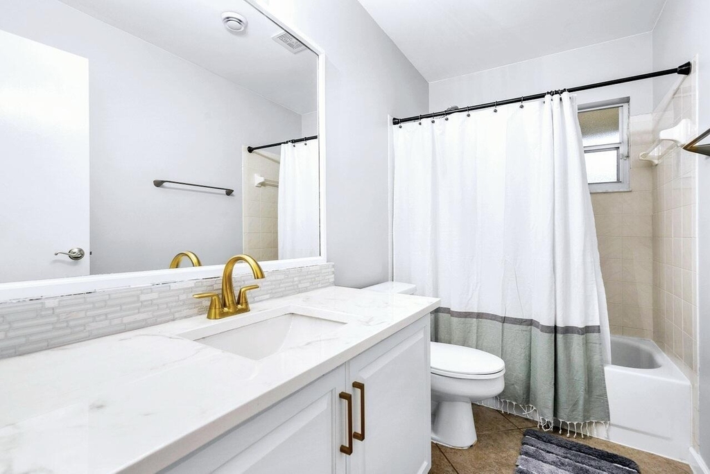 12898 Buckland Street - Photo 33