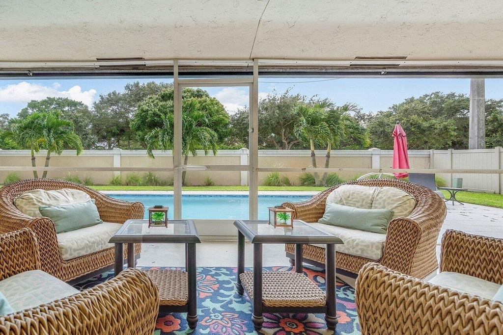 12898 Buckland Street - Photo 12