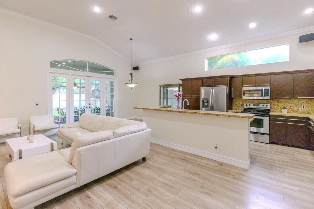 4082 Trenton Avenue - Photo 9