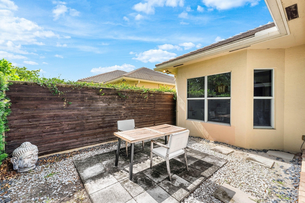 2068 Wightman Drive - Photo 34