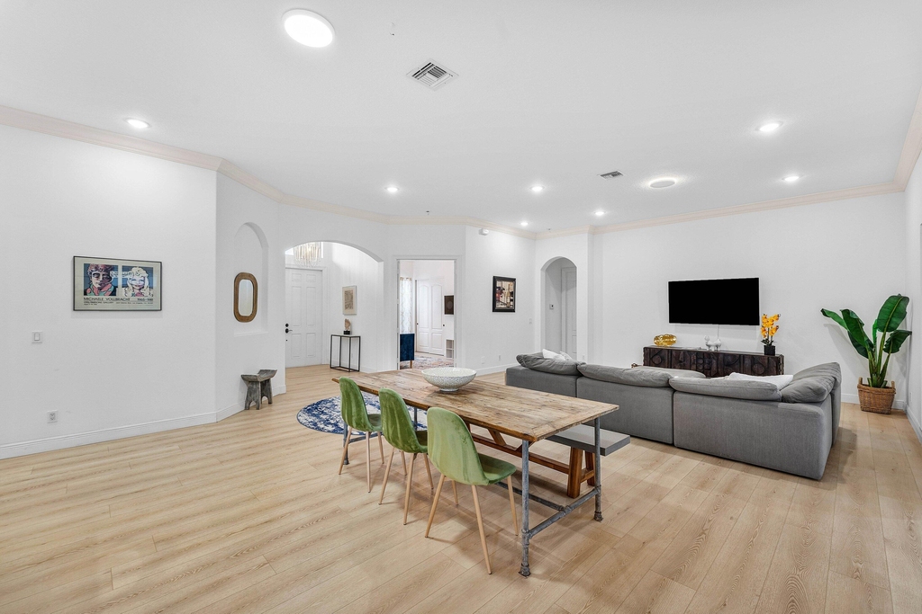 2068 Wightman Drive - Photo 10