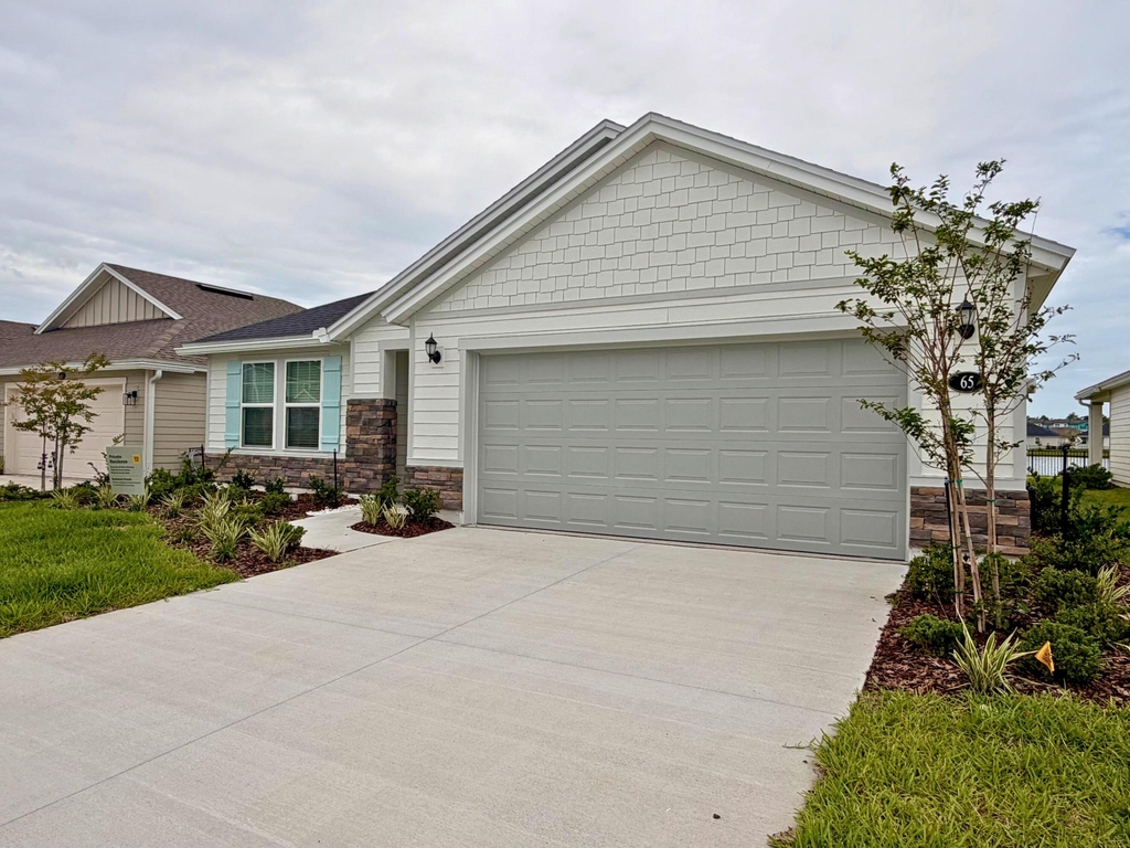 65 Signet Circle - Photo 0